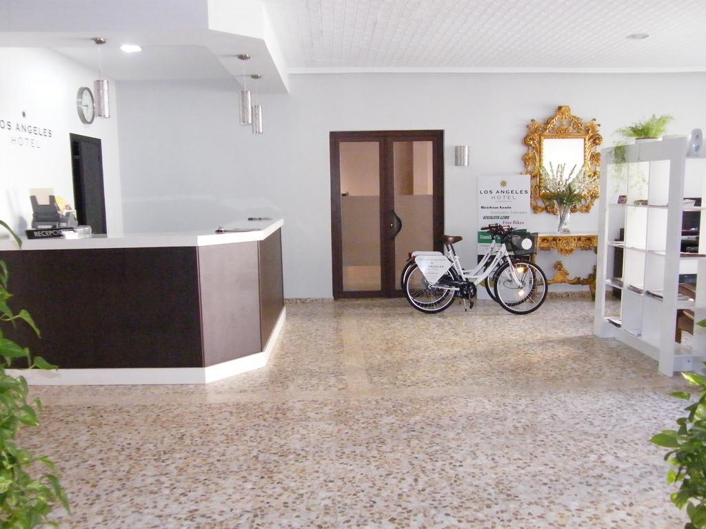 Hotel Los Angeles Almendralejo Exterior photo